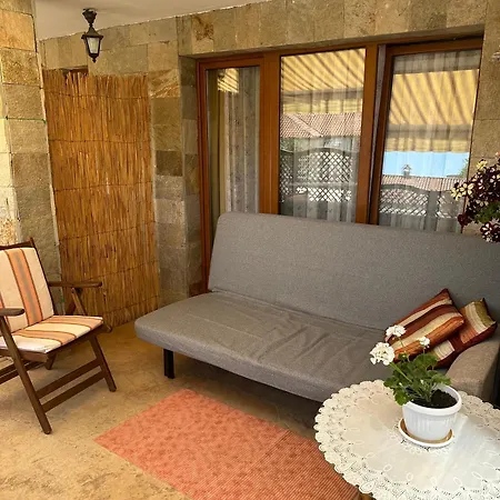 аппартамент в триумфе святой влас 300м от моря, бассейн. Apartment *