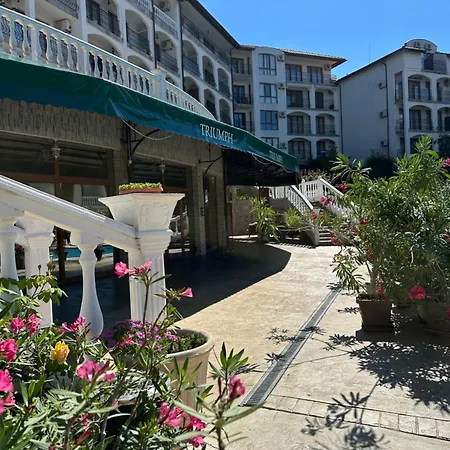 аппартамент в триумфе святой влас 300м от моря, бассейн. Apartment Sweti Wlas