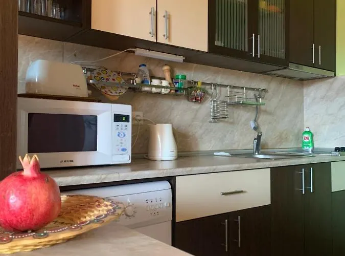 アパート аппартамент в триумфе святой влас 300м от моря, бассейн.